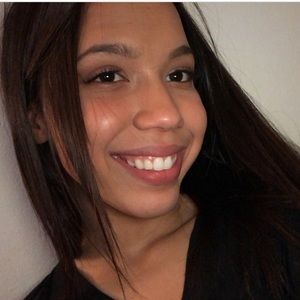 Meet your Posher, Dayaneth